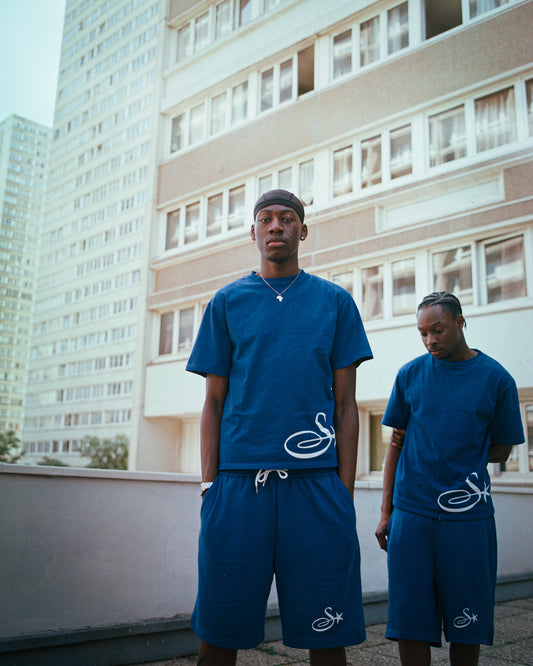 Short bleu